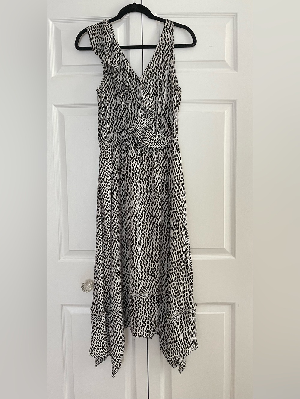 Who What Wear Black & White Printed Handkerchief-Hem Dress